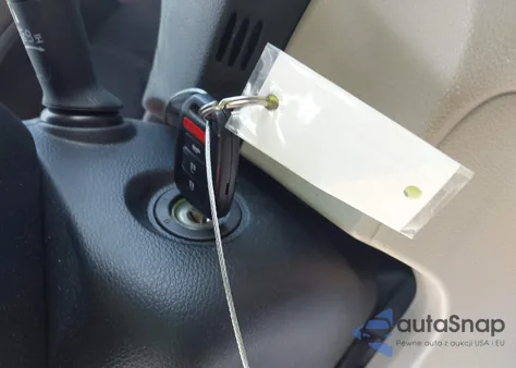 2013 Honda Accord Lx z USA, uszkodzony, nr VIN 1HGCR2F3XDA104996